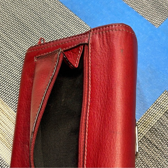 Tignanello Womens Accordion Wallet Purse Genuine Leather Snap Button Closure Red - Picture 13 of 17